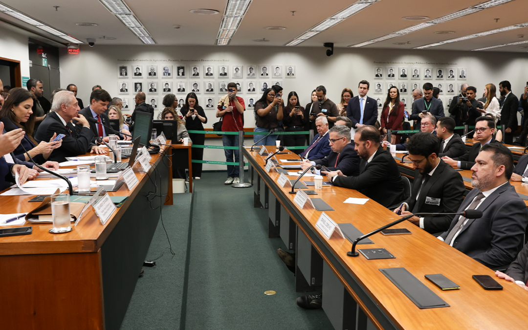 CNC pede atualização do Simples e alerta para informalidade