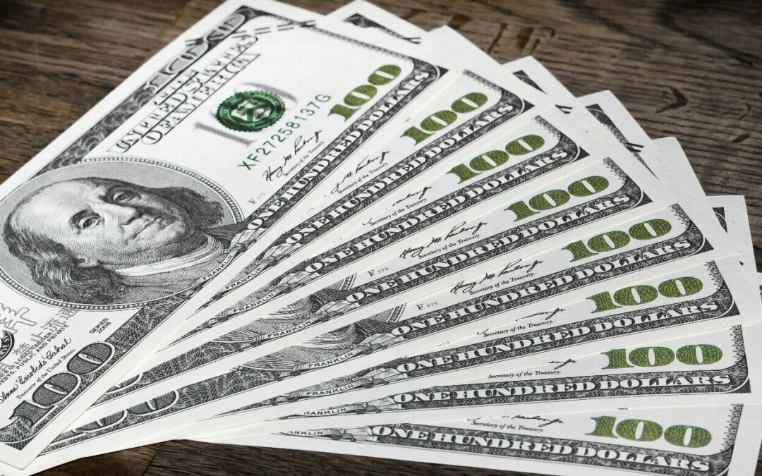 Warsh, o dólar e a nova geografia dos investimentos mundiais